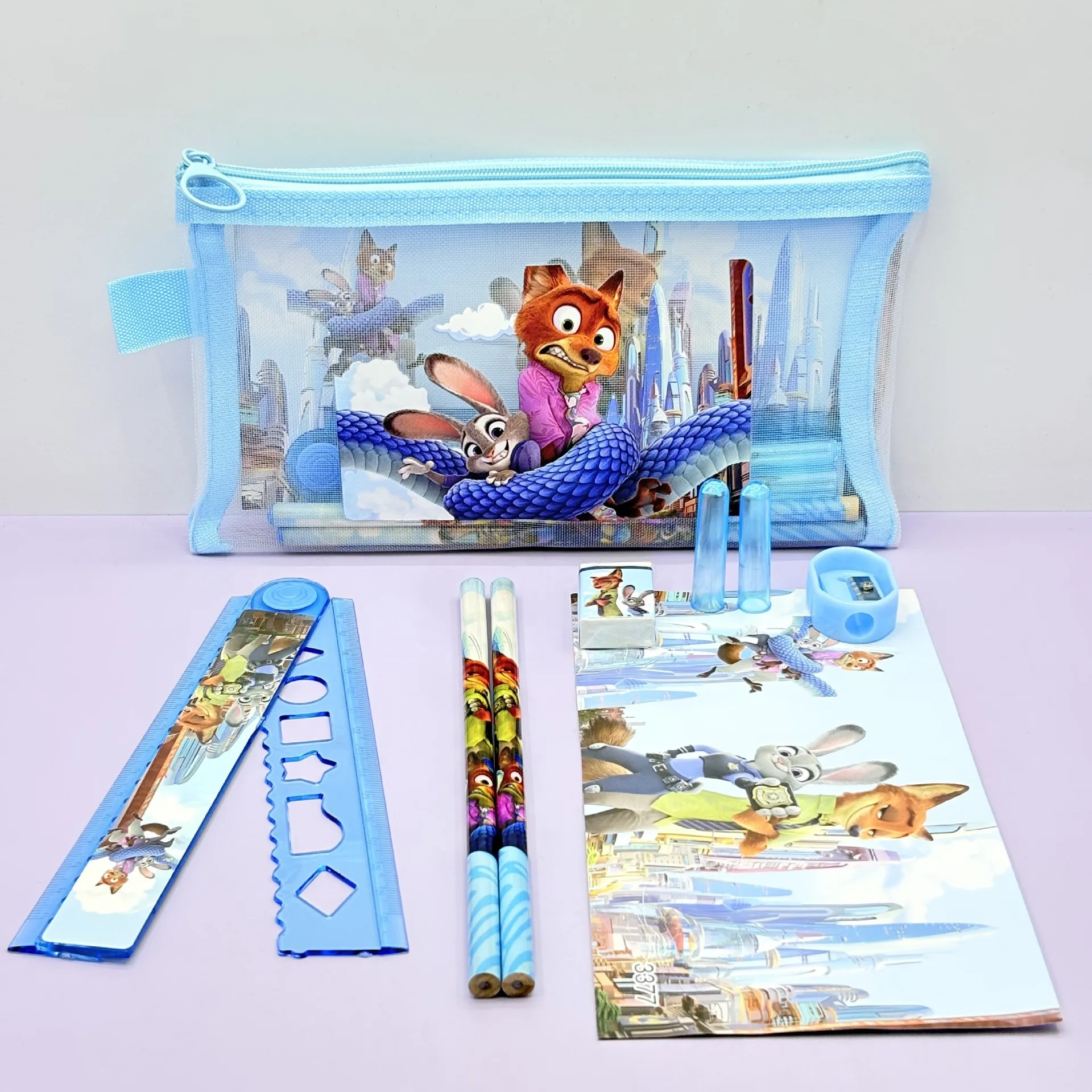かわいい青い猫のキャラクターが描かれた子供用文具セット。鉛筆 - Stationery Supplier のレビューと価格